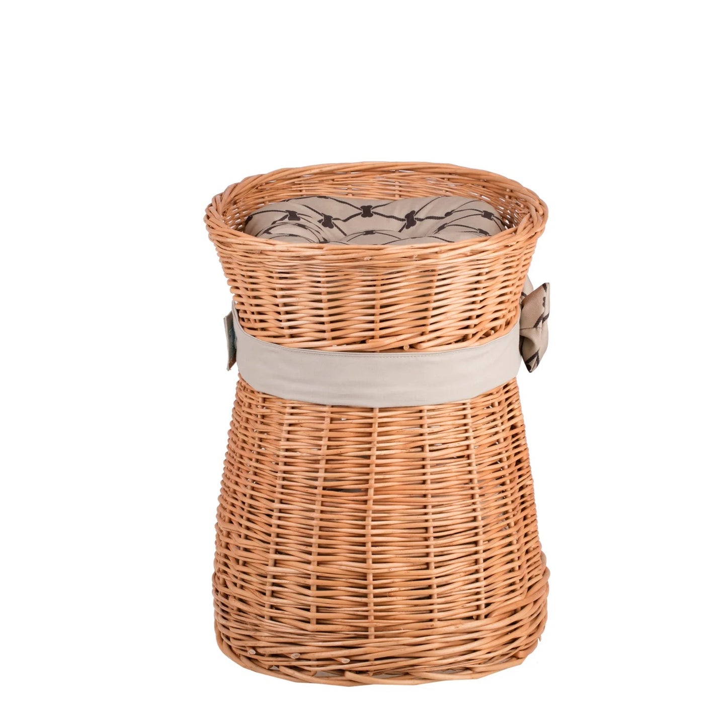 Erif Wicker Cat House With Beige Cushions